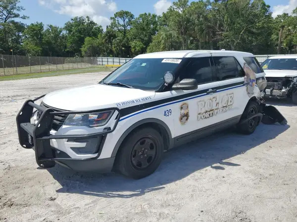 1FM5K8ARXHGD57504 2017 FORD EXPLORER - Image 1