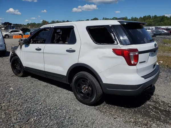 1FM5K8ARXJGA32213 2018 FORD EXPLORER - Image 2