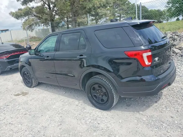 1FM5K8ARXJGA71612 2018 FORD EXPLORER - Image 2