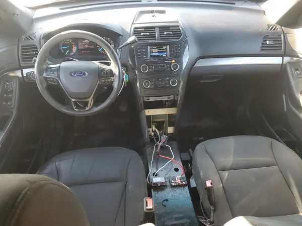 1FM5K8AT0HGB00525 2017 FORD EXPLORER - Image 8