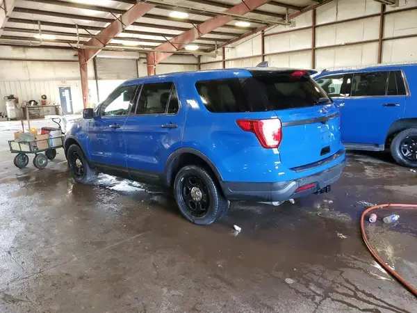 1FM5K8AT1JGC19433 2018 FORD EXPLORER - Image 2