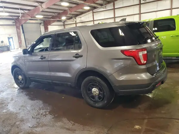 1FM5K8AT1JGC77171 2018 FORD EXPLORER - Image 2