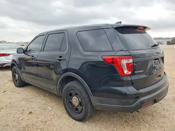1FM5K8AT1JGC95217 2018 FORD EXPLORER - Image 2