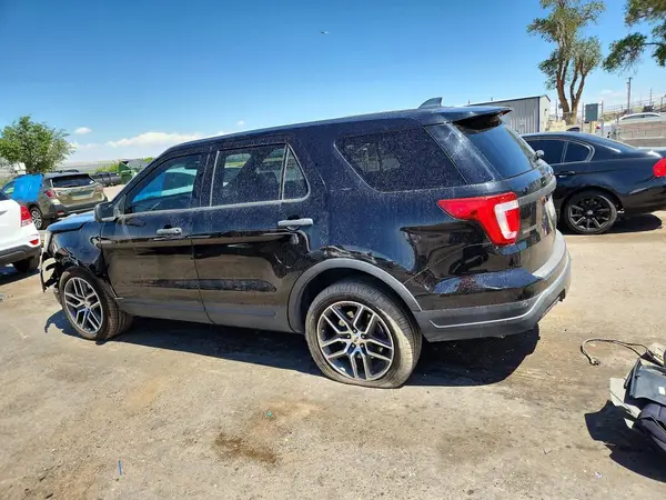 1FM5K8AT2KGA17007 2019 FORD EXPLORER - Image 2