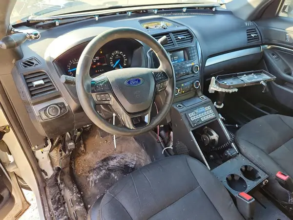 1FM5K8AT3HGA44127 2017 FORD EXPLORER - Image 8