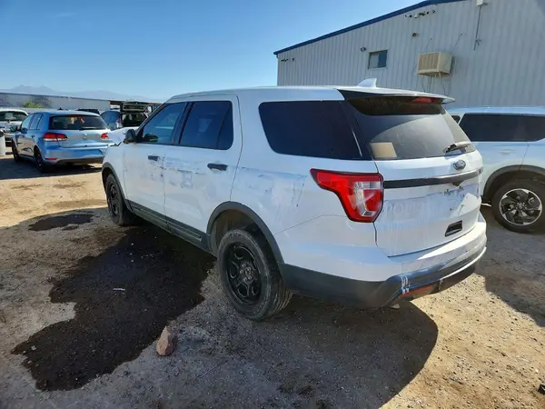 1FM5K8AT4GGA86725 2016 FORD EXPLORER - Image 2