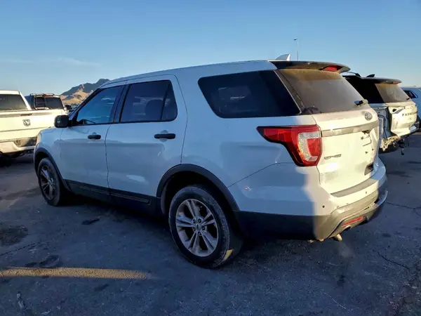 1FM5K8AT4GGB74125 2016 FORD EXPLORER - Image 2