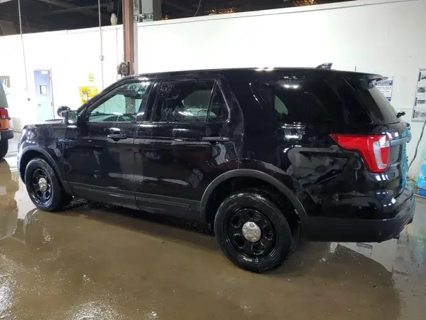 1FM5K8AT5HGA62869 2017 FORD EXPLORER - Image 2
