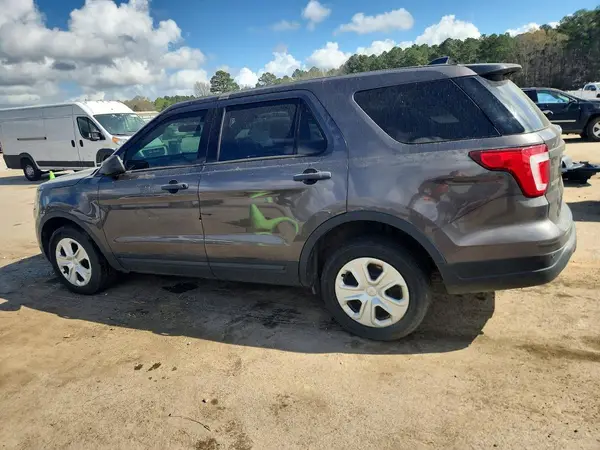 1FM5K8AT5JGC76962 2018 FORD EXPLORER - Image 2