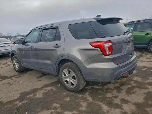 1FM5K8AT6HGA63979 2017 FORD EXPLORER - Image 2