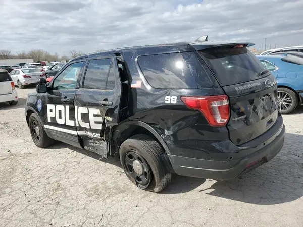 1FM5K8AT6JGB67913 2018 FORD EXPLORER - Image 2