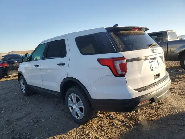 1FM5K8AT7JGB12922 2018 FORD EXPLORER - Image 2
