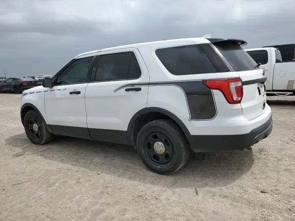 1FM5K8AT8HGA63739 2017 FORD EXPLORER - Image 2