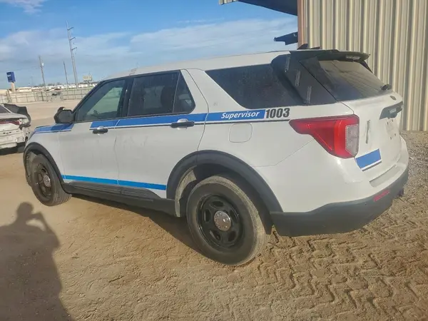 1FM5K8AW3MNA12066 2021 FORD EXPLORER - Image 2