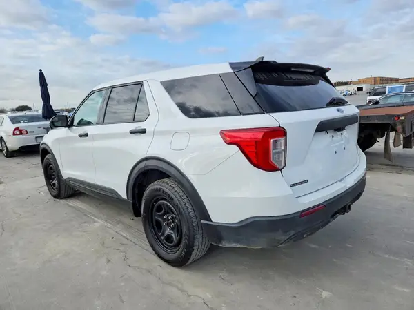 1FM5K8AW4MNA13727 2021 FORD EXPLORER - Image 2