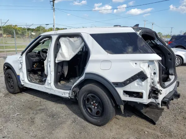 1FM5K8AW5NNA14225 2022 FORD EXPLORER - Image 2