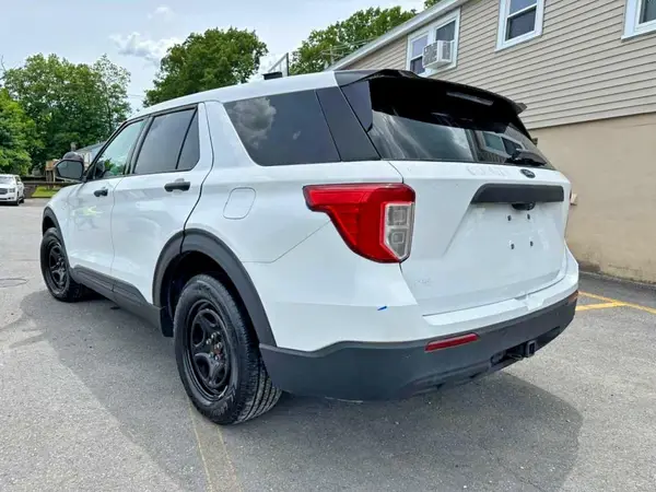 1FM5K8AW7NNA02285 2022 FORD EXPLORER - Image 2