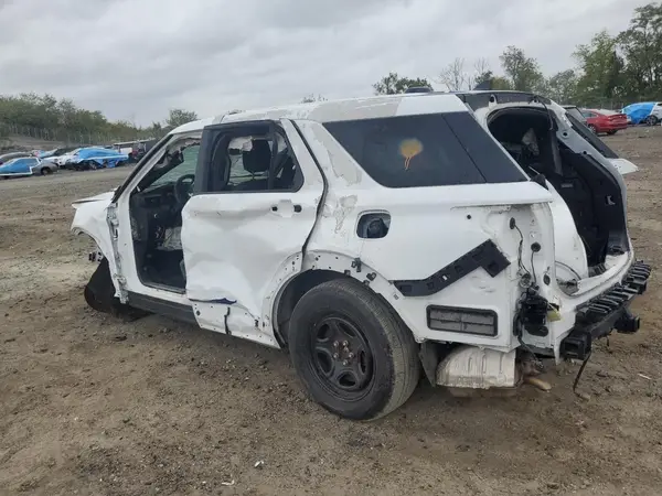 1FM5K8AW7NNA14355 2022 FORD EXPLORER - Image 2