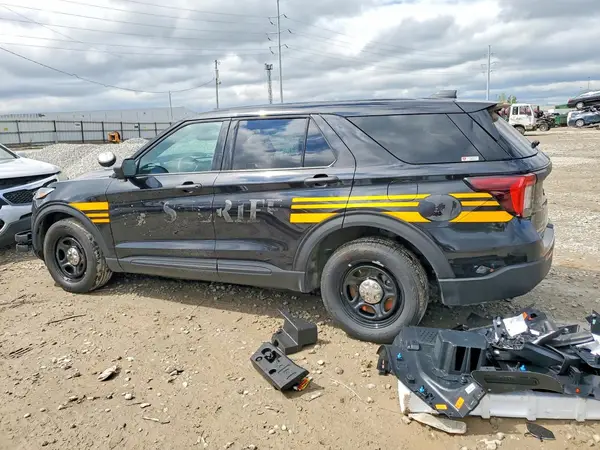 1FM5K8AWXSGA56048 2025 FORD EXPLORER - Image 2