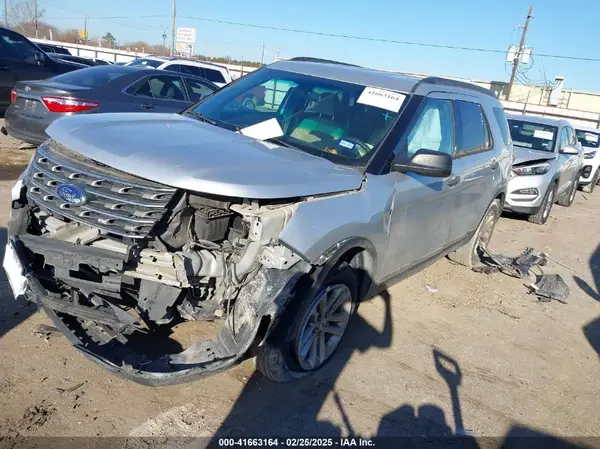1FM5K8B80GGB10609 2016 FORD EXPLORER - Image 2