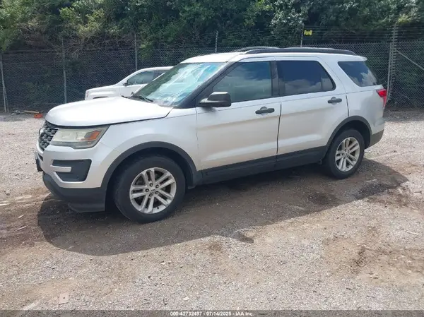 1FM5K8B80GGB43545 2016 FORD EXPLORER - Image 2