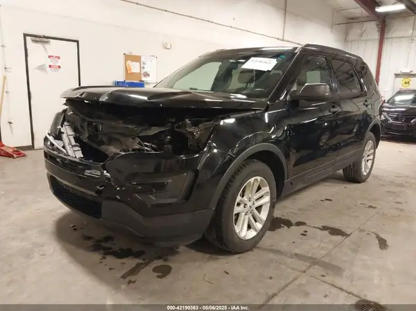 1FM5K8B80HGB47497 2017 FORD EXPLORER - Image 2