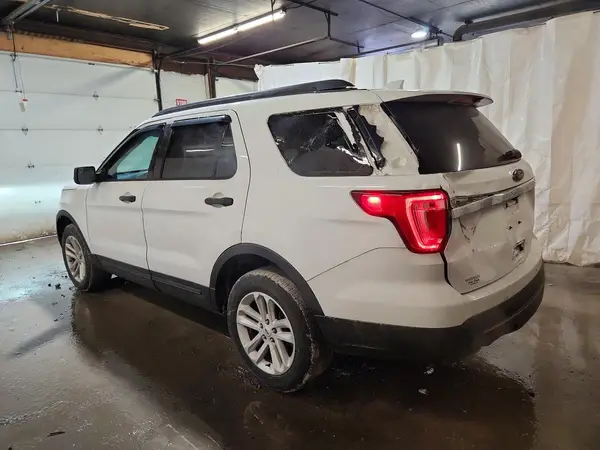 1FM5K8B80HGC14437 2017 FORD EXPLORER - Image 2
