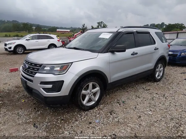 1FM5K8B80HGC52928 2017 FORD EXPLORER - Image 2