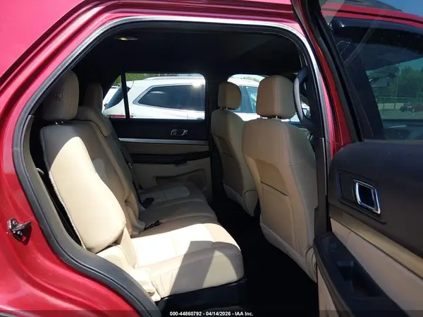 1FM5K8B80HGD51927 2017 FORD EXPLORER - Image 8