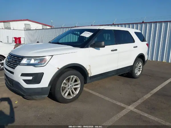 1FM5K8B80HGE38677 2017 FORD EXPLORER - Image 2