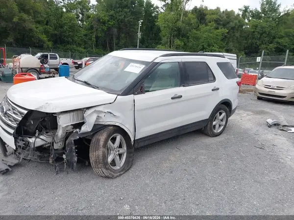 1FM5K8B80JGB69246 2018 FORD EXPLORER - Image 2