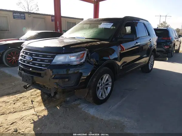 1FM5K8B81GGB08447 2016 FORD EXPLORER - Image 2