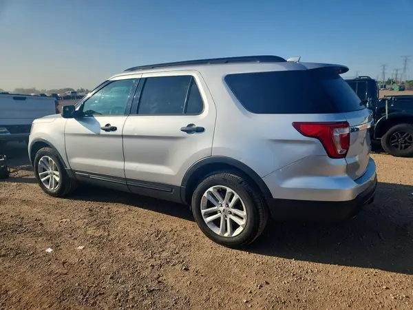 1FM5K8B81GGB73573 2016 FORD EXPLORER - Image 2