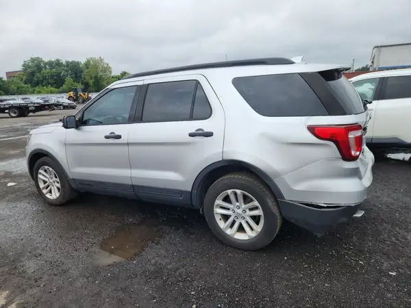 1FM5K8B81GGC61037 2016 FORD EXPLORER - Image 2