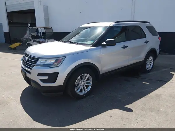 1FM5K8B81GGD17753 2016 FORD EXPLORER - Image 2