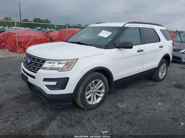 1FM5K8B81HGB22463 2017 FORD EXPLORER - Image 2