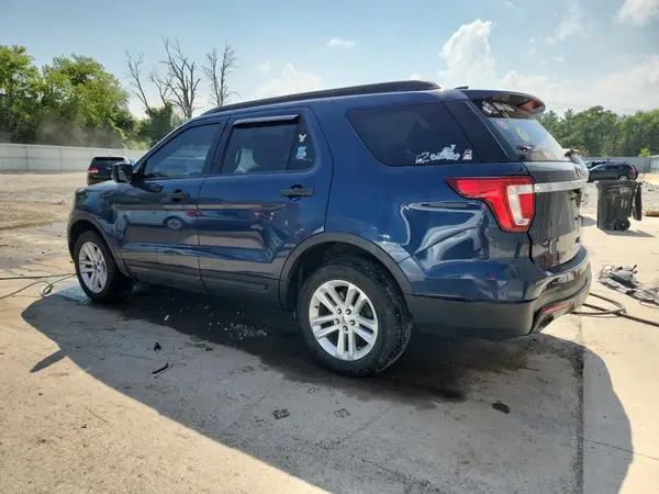 1FM5K8B81HGC14883 2017 FORD EXPLORER - Image 2