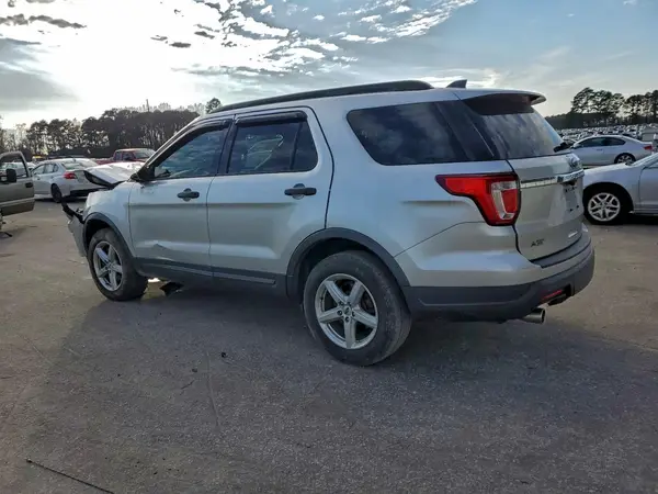 1FM5K8B81JGA59659 2018 FORD EXPLORER - Image 2