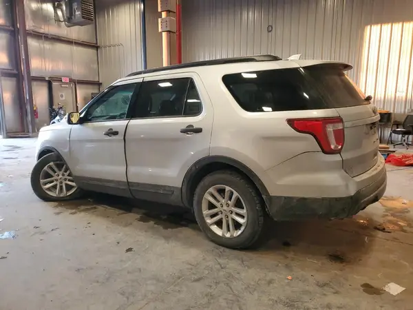 1FM5K8B82GGB52750 2016 FORD EXPLORER - Image 2