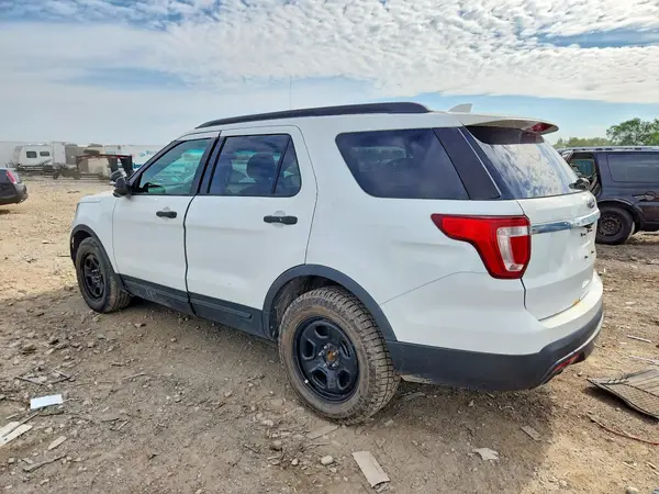 1FM5K8B82GGB89362 2016 FORD EXPLORER - Image 2