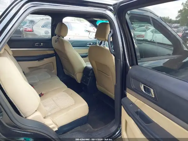1FM5K8B82HGA60135 2017 FORD EXPLORER - Image 8