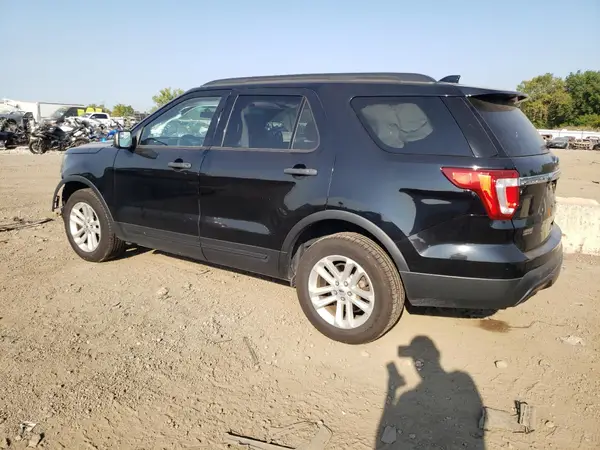 1FM5K8B82HGB08376 2017 FORD EXPLORER - Image 2