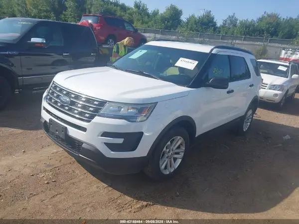 1FM5K8B82HGB31639 2017 FORD EXPLORER - Image 2