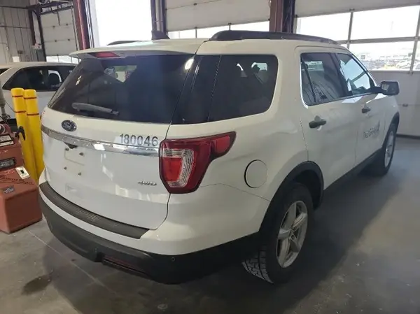1FM5K8B82JGB35163 2018 FORD EXPLORER - Image 2