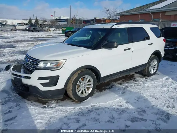 1FM5K8B83GGC43123 2016 FORD EXPLORER - Image 2