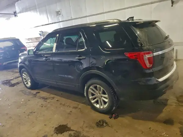 1FM5K8B83HGA98697 2017 FORD EXPLORER - Image 2