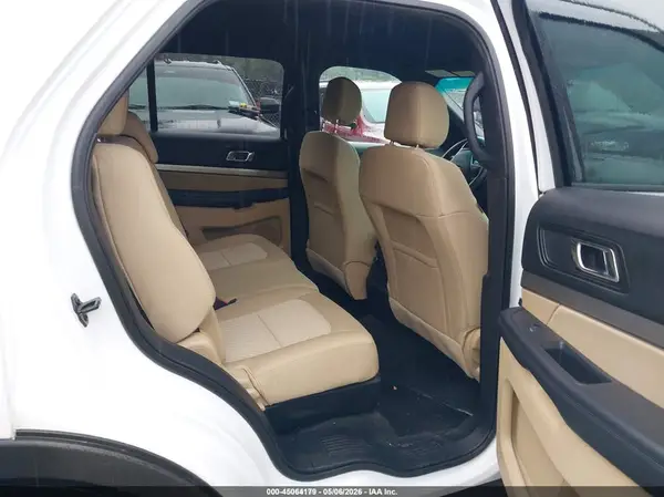 1FM5K8B83HGB41628 2017 FORD EXPLORER - Image 8