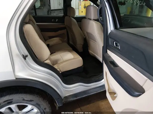 1FM5K8B83HGD22955 2017 FORD EXPLORER - Image 8