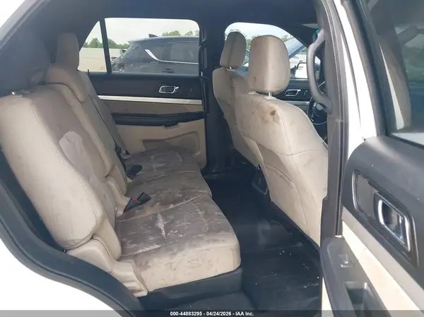 1FM5K8B83JGC70264 2018 FORD EXPLORER - Image 8