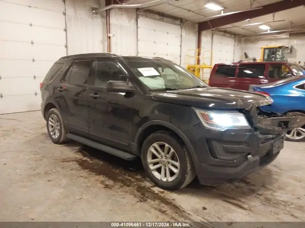 1FM5K8B84HGB03292 2017 FORD EXPLORER - Image 1